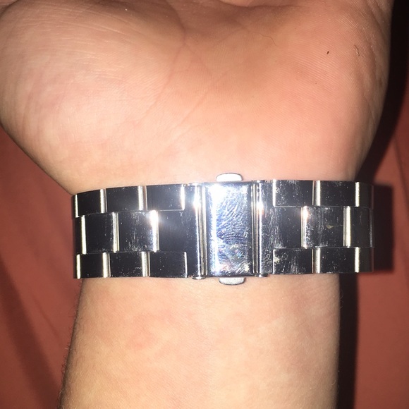 Watch - Picture 3 of 4